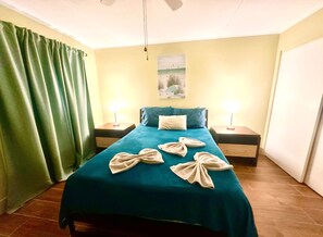 2 Schlafzimmer, Bügeleisen/Bügelbrett, WLAN, Bettwäsche