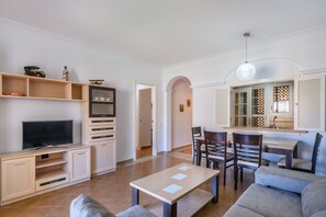 Apartment | Living room - Apartment With Pool & Garden Views (Ayamonte)