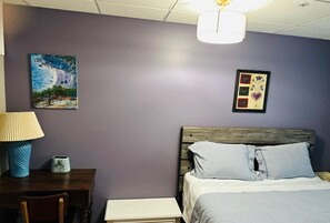 2 chambres, fer et planche à repasser, Wi-Fi, draps fournis