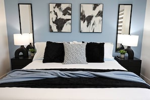 4 bedrooms, desk, iron/ironing board, travel cot