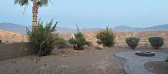 3-bedroom house in enchanting Mesquite with WiFi, AC