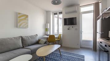 Apartment | Living area
