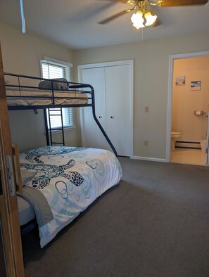 熨斗/熨衣板、WiFi、床单