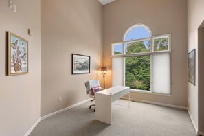 Spa - Sophia's MANOR C at the quiet & peaceful suburb (Broomall)