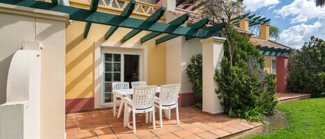 公寓 | 室外用餐