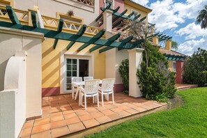 Apartment | Speisen im Freien