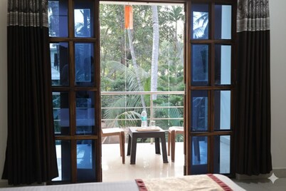 Sidhivinayak Resort Devbag Sangam Beach 