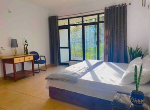 3 bedrooms, WiFi, bed sheets