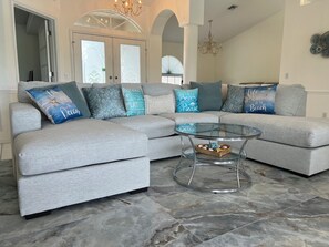 Smart TV, table football, computer monitors - Rotonda Family  Resort - Panoramic Views (Rotonda West)