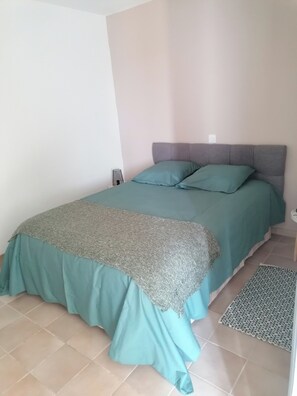 2 Schlafzimmer, Bügeleisen/Bügelbrett, WLAN, Bettwäsche