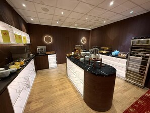 Restaurant - Merrion Hotel (Llandudno)