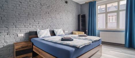 Bureau, Wi-Fi, draps fournis