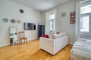 Bureau, Wi-Fi, draps fournis