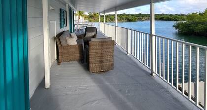 Cozy Keys Hideaway on the water