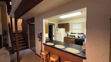 Microwave, oven, stovetop, dishwasher