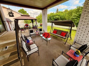 Terrace/patio - Santa Maria Suites | Pure Comfort (Ottawa)