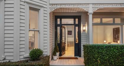 Ponsonby Oasis I 3BR, Carpark