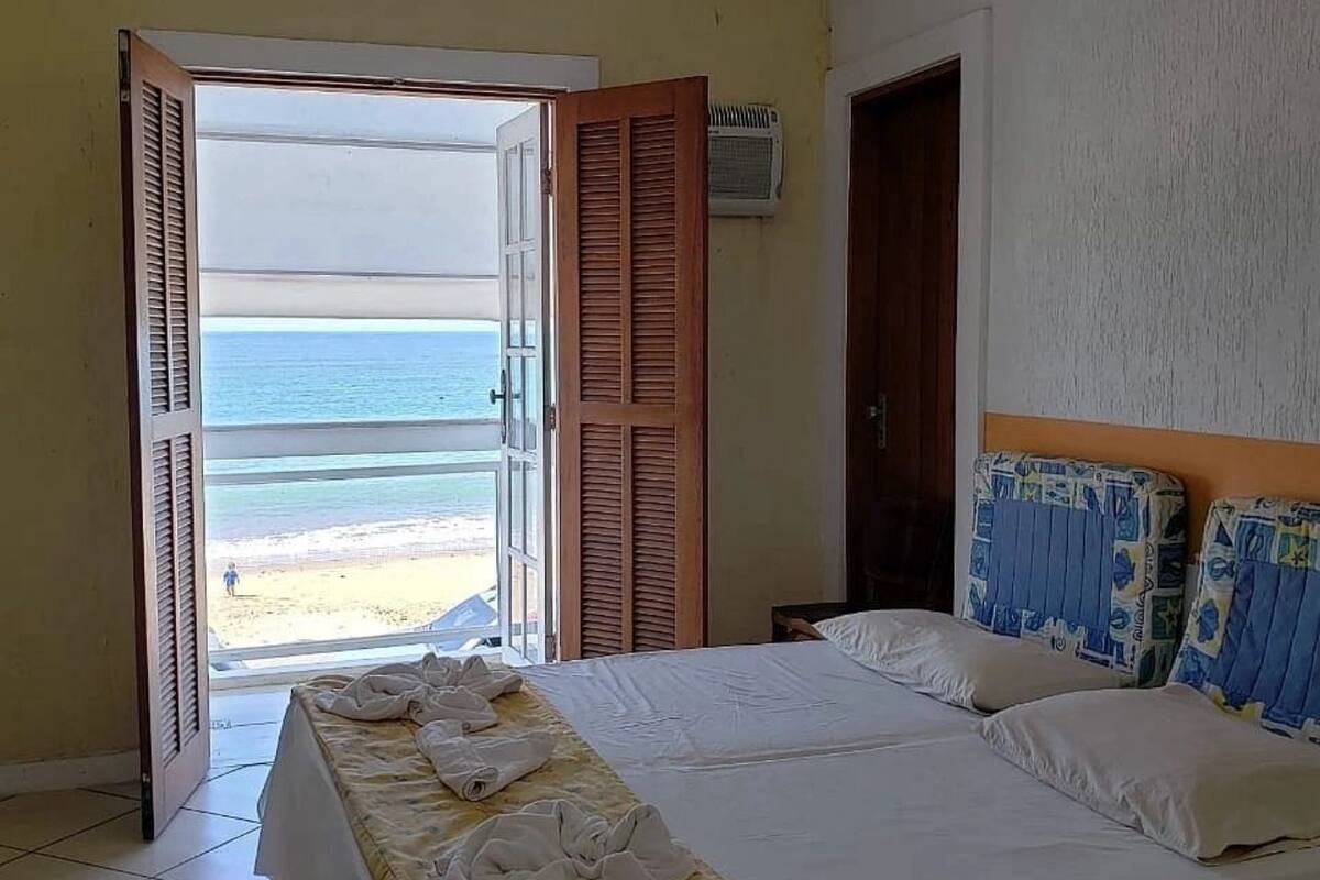 Standard Triple Room, Beach View
