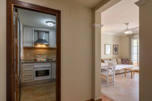 Apartment | Private kitchen - 2-bedroom Stay in Isla Canela (Ayamonte)