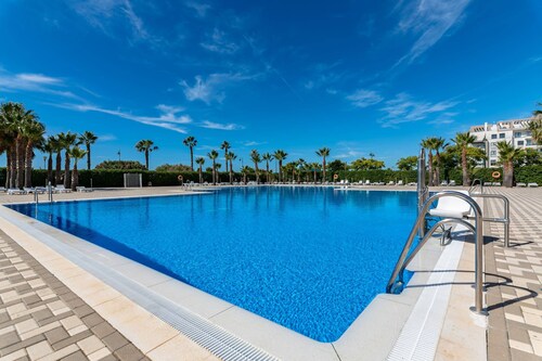 2-bedroom Stay in Isla Canela