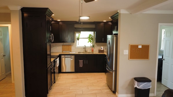 Microwave, oven, stovetop, dishwasher