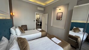 4 chambres, fer et planche à repasser, Wi-Fi, draps fournis
