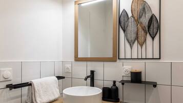 Apartemen | Kamar mandi