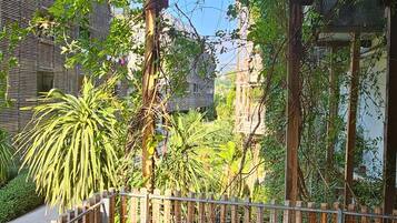 Enceinte de lâhĂ©bergement