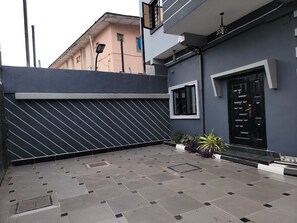 Exterior detail - Super Deluxe Room #1 (Ikeja)
