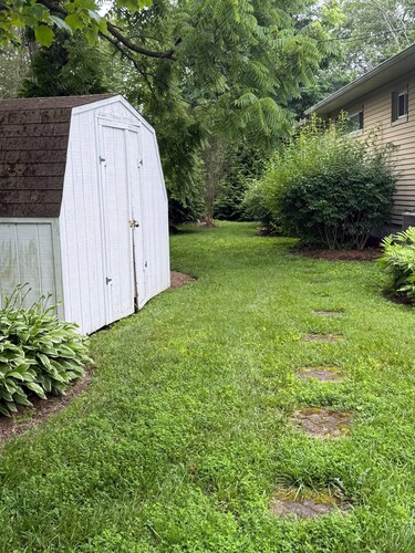 Cozy and modern Bayfront home with.large kitchen, private pier and hispeed WiFi