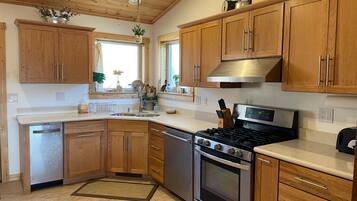 Microwave, oven, stovetop, dishwasher