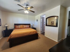 3 bedrooms, iron/ironing board, WiFi, bed sheets