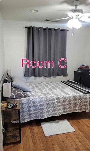 3 chambres, fer et planche à repasser, accès au Wi-Fi (inclus)