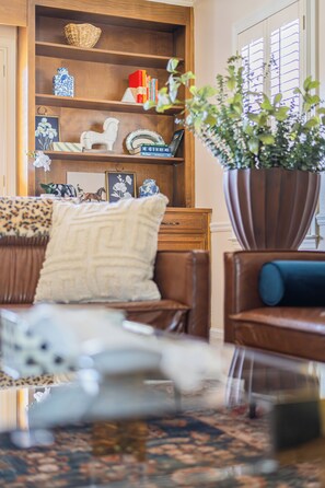 Living area - Serene Modern Getaway with Pool&games (Columbus)