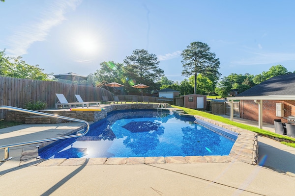 Seasonal outdoor pool