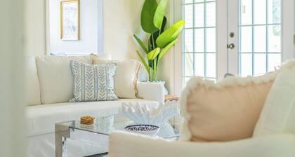 Crowning Glory w Pool & GameRoom