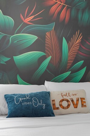4 habitaciones, tabla de planchar con plancha, wifi y ropa de cama 