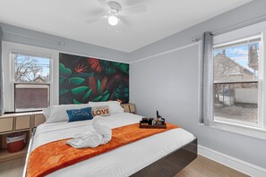 4 chambres, fer et planche à repasser, Wi-Fi, draps fournis