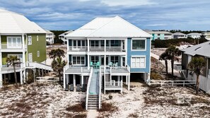 Exterior - Spacious Gulf Front 6-bedroom House with Beautiful Views in Gulf Shores (Gulf Shores)