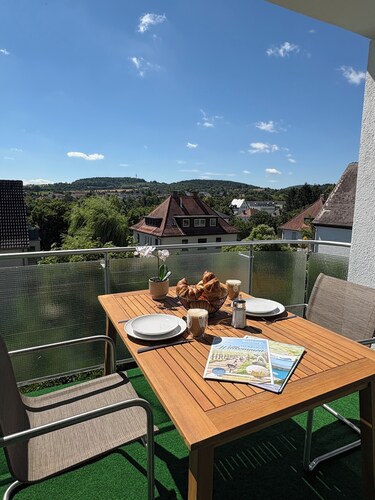 Lio’s Ruhige moderne Wohnung für Reha/Kur-Begleitung in Bad Wildungen Stadtmitte