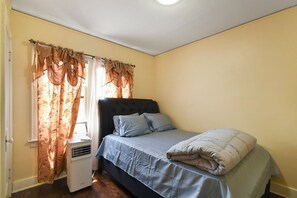 3 bedrooms, iron/ironing board, WiFi