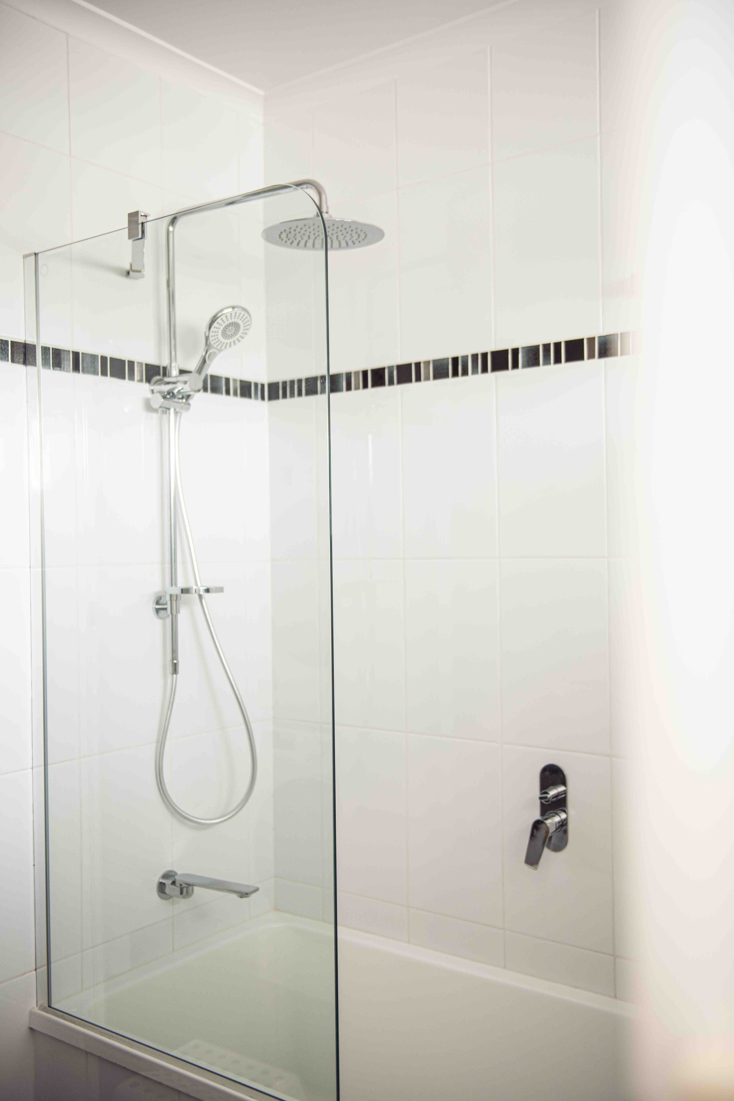 Hårføner, håndklær, såpe og sjampo