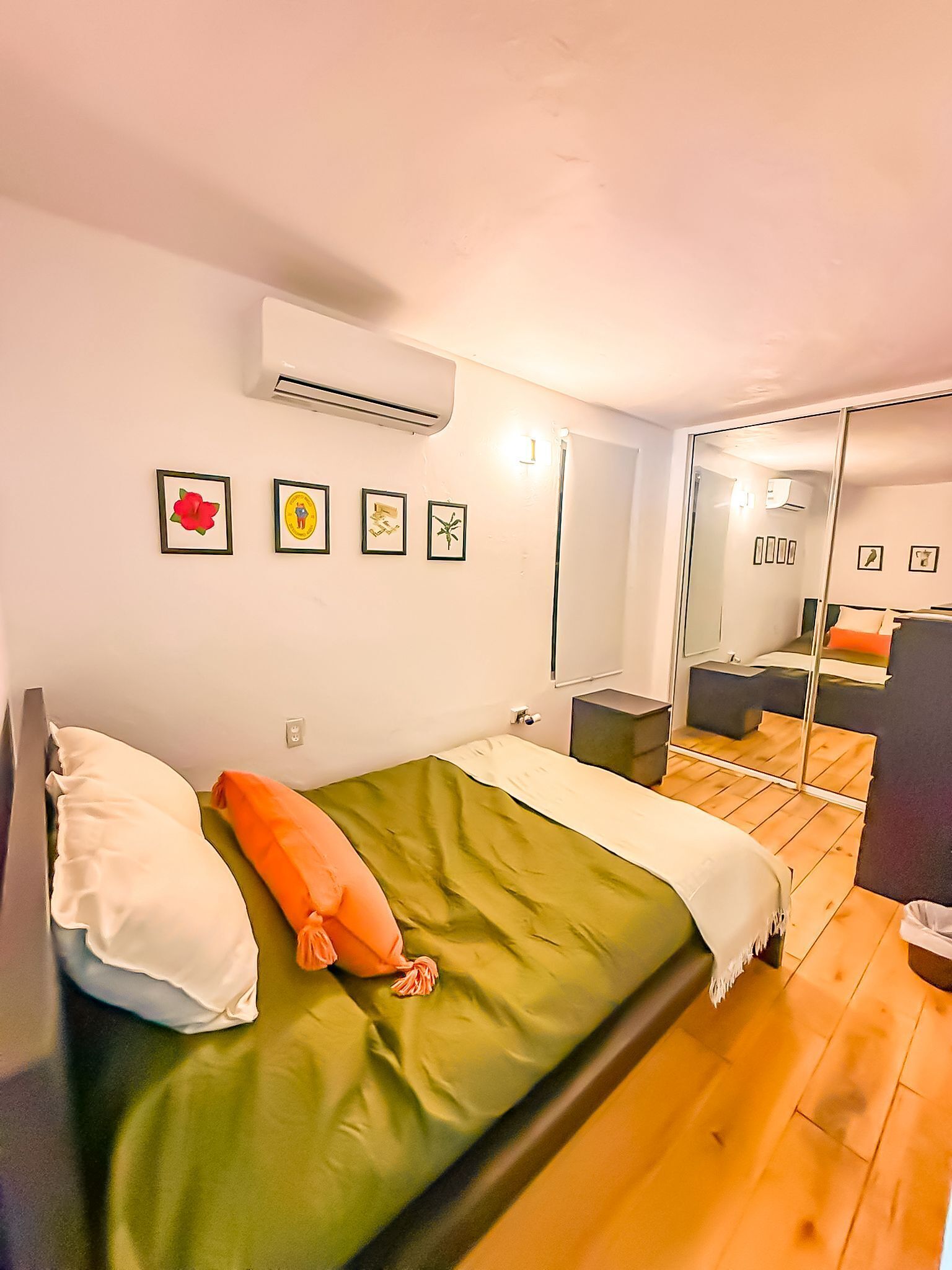 2 Schlafzimmer, Bügeleisen/Bügelbrett, kostenloses WLAN