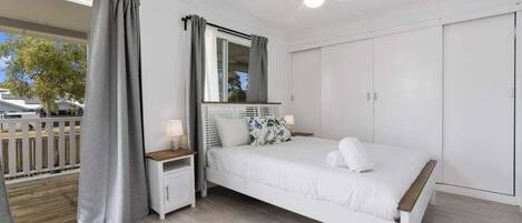 4 makuuhuonetta, Wi-Fi