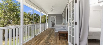 The Pumicestone Porch