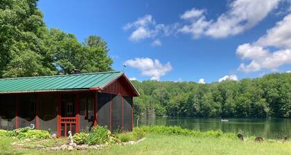 Exclusive & Secluded~7 Acre Lake~150 Acres~Beach, Dock, Kayak