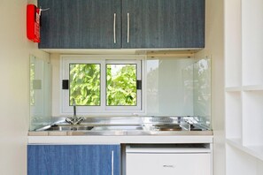 Mobile Home | Private kitchen