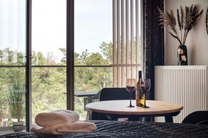 1 habitación y ropa de cama 