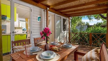 Nhà di động | Ban công