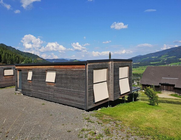 Mobile Home | Exterior